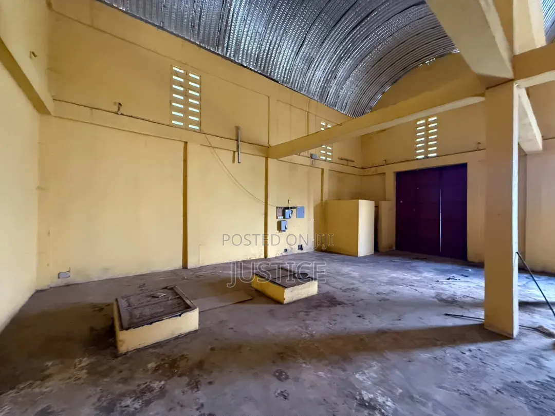 Roadside 280 SQM Capacity Warehouse Weija