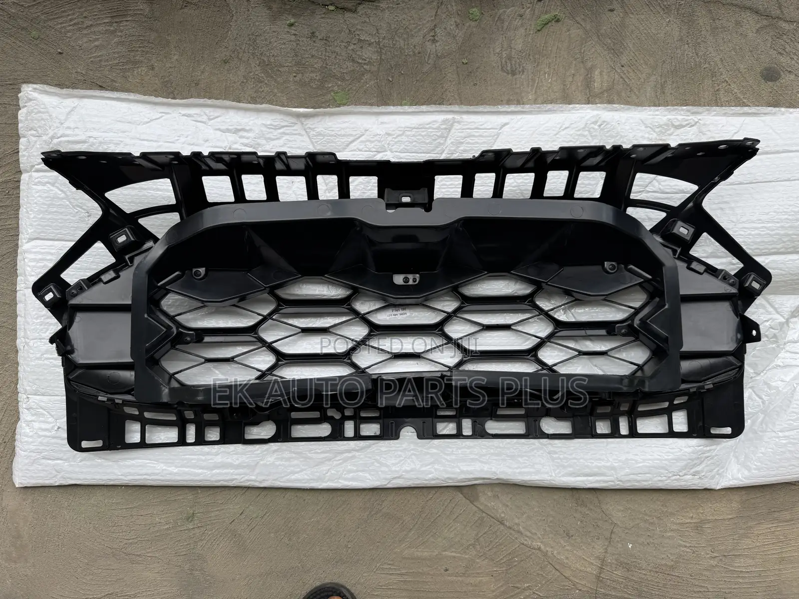 Honda HRV Front Grille 2022 2023 2024 2025