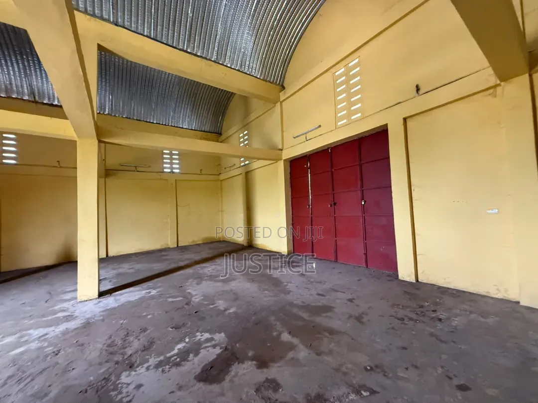 Roadside 280 SQM Capacity Warehouse Weija