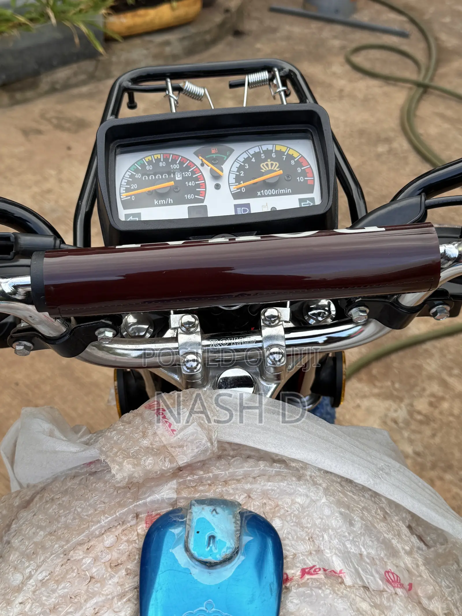 New Royal Motorcycle 2026 Red