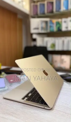 Laptop Apple MacBook Air 2024 M3 16GB Apple M3 SSD 256GB