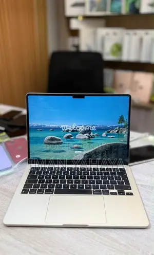 Laptop Apple MacBook Air 2024 M3 16GB Apple M3 SSD 256GB
