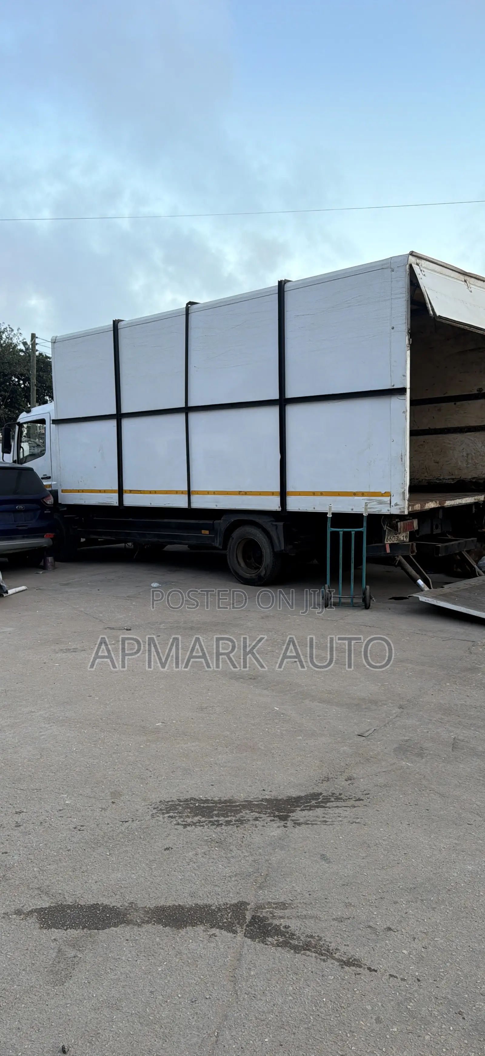 Truck Drivers Wanted
