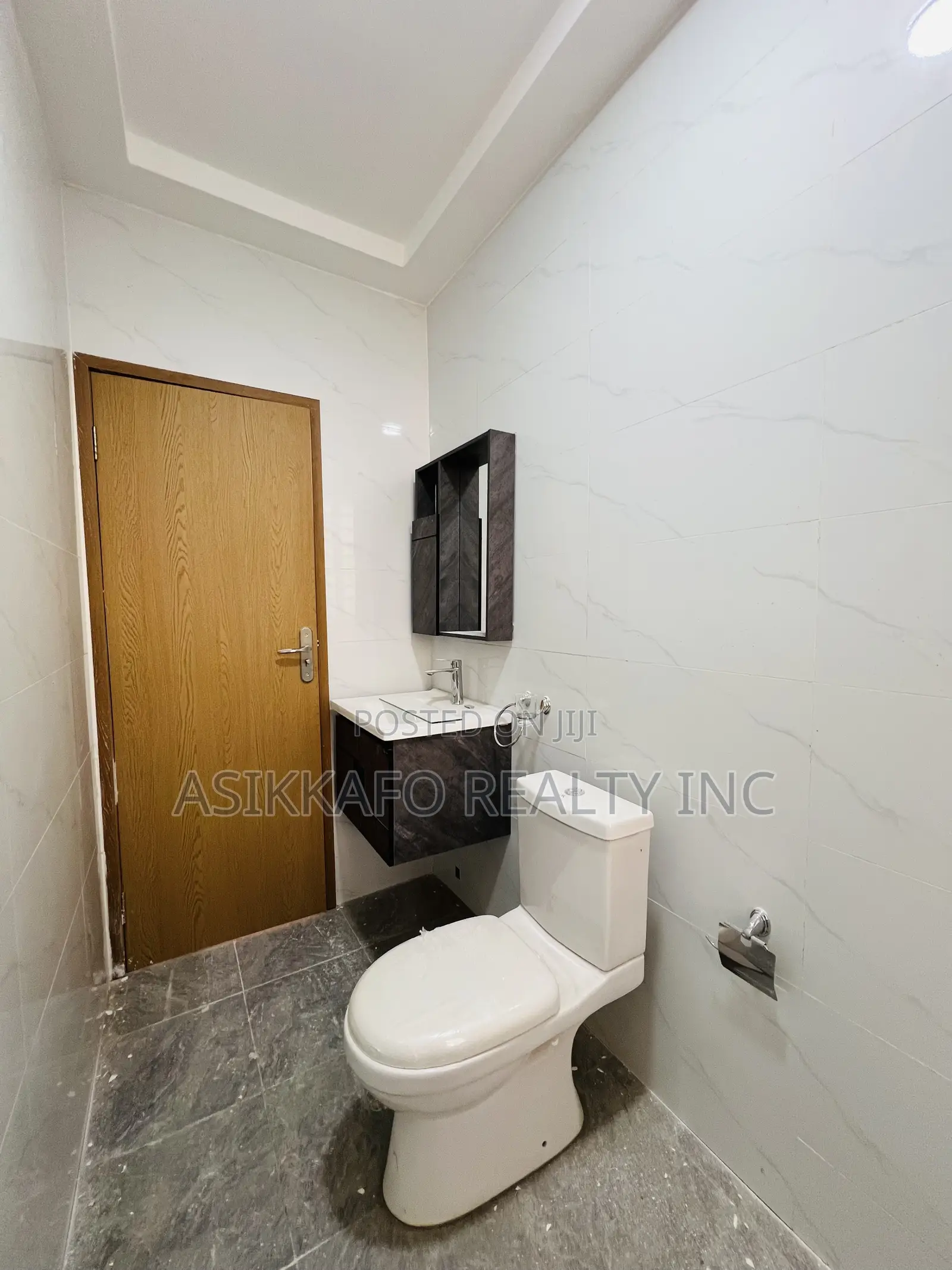 2bdrm Apartment in Baatsona, Spintex for rent