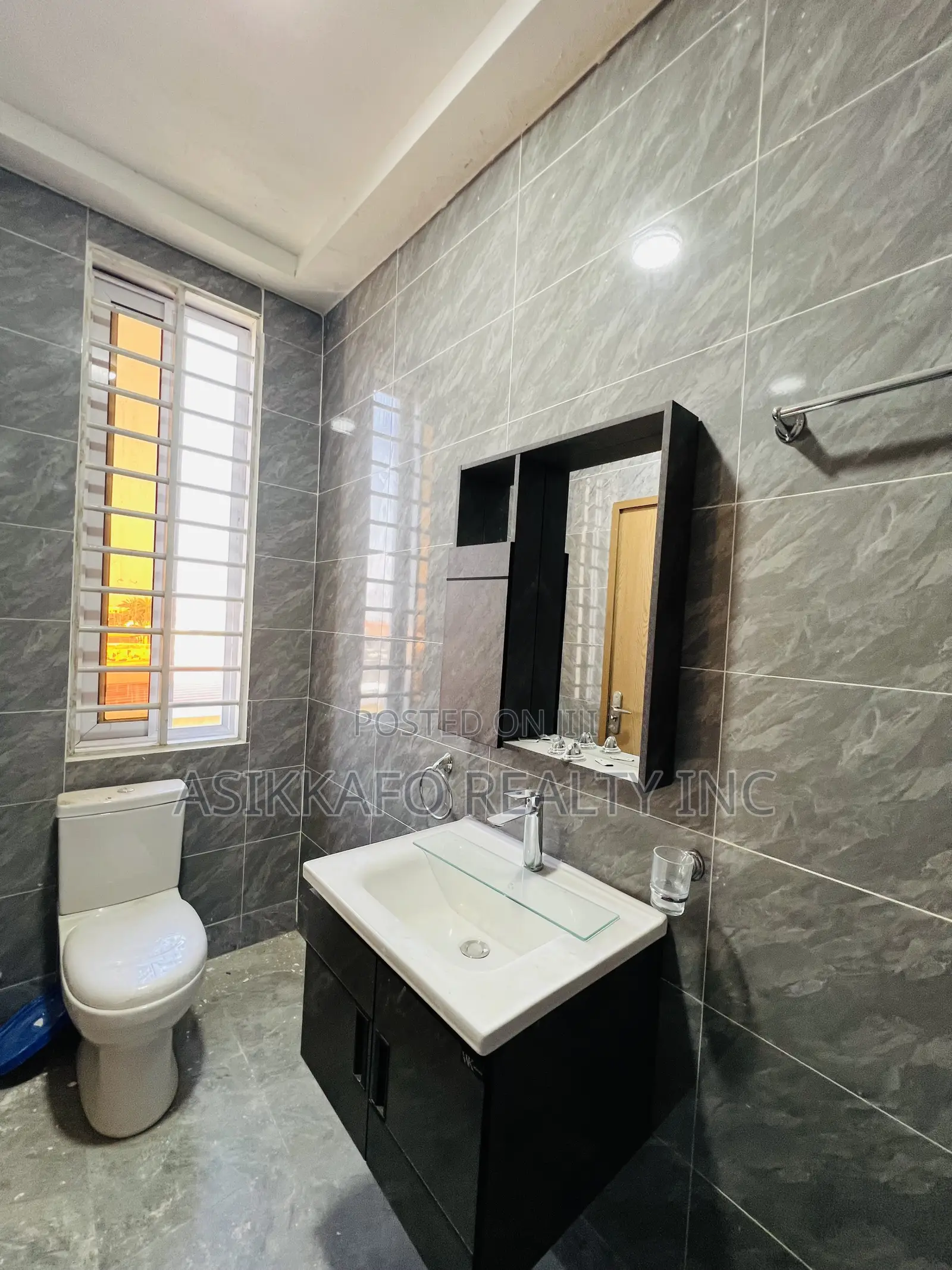 2bdrm Apartment in Baatsona, Spintex for rent