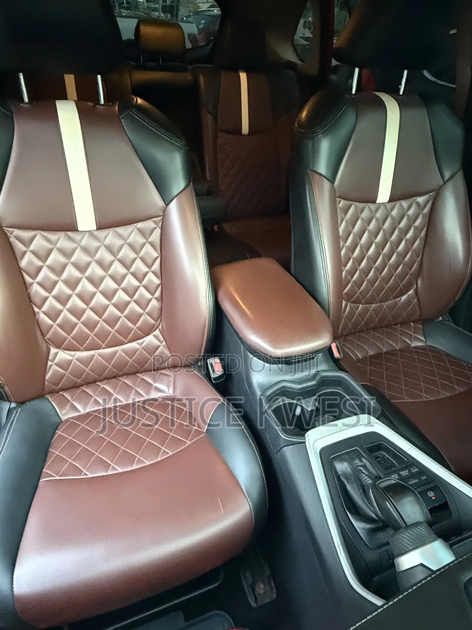 Toyota RAV4 LE AWD 2020 Red