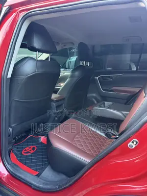 Toyota RAV4 LE AWD 2020 Red