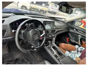 Honda Accord Touring 2.0T 2020 Blue