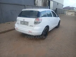 Toyota Matrix Hatchback 1.8 16V AWD 2007 White