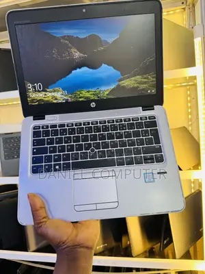 Laptop HP EliteBook 820 G4 8GB Intel Core i7 SSD 256GB