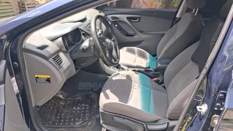 Hyundai Elantra SE 4dr Sedan (1.8L 4cyl 6A) 2015 Blue