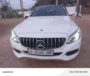 Mercedes-Benz C300 2020 White
