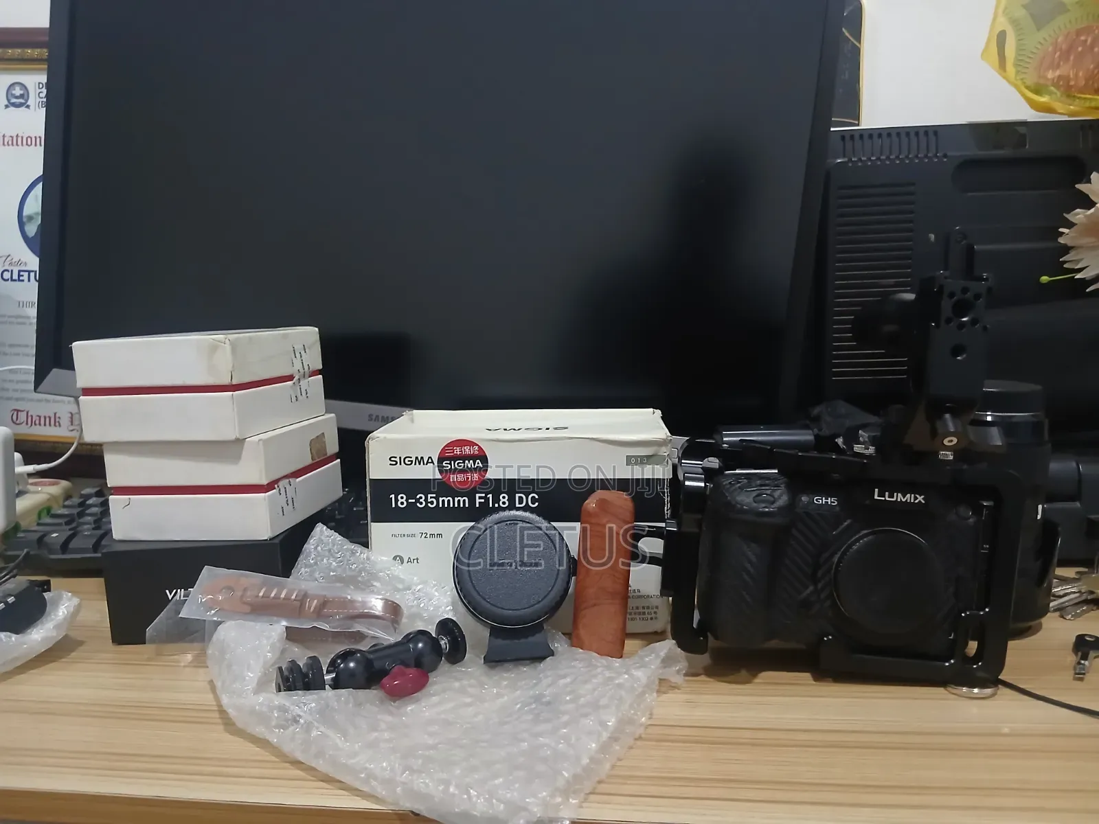 Panasonic Lumix Gh5 + Sigma 18-35mm 1.8 + Cage and Other Accessories