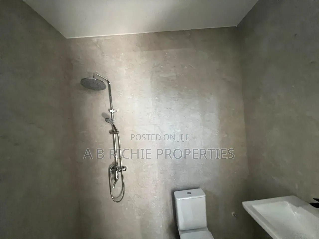 2bdrm Apartment in Ab Richie Properties, Tseaddo for rent