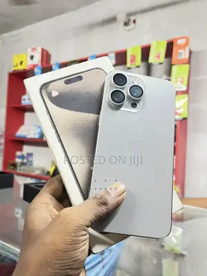 Apple iPhone 15 Pro Max 256 GB Silver