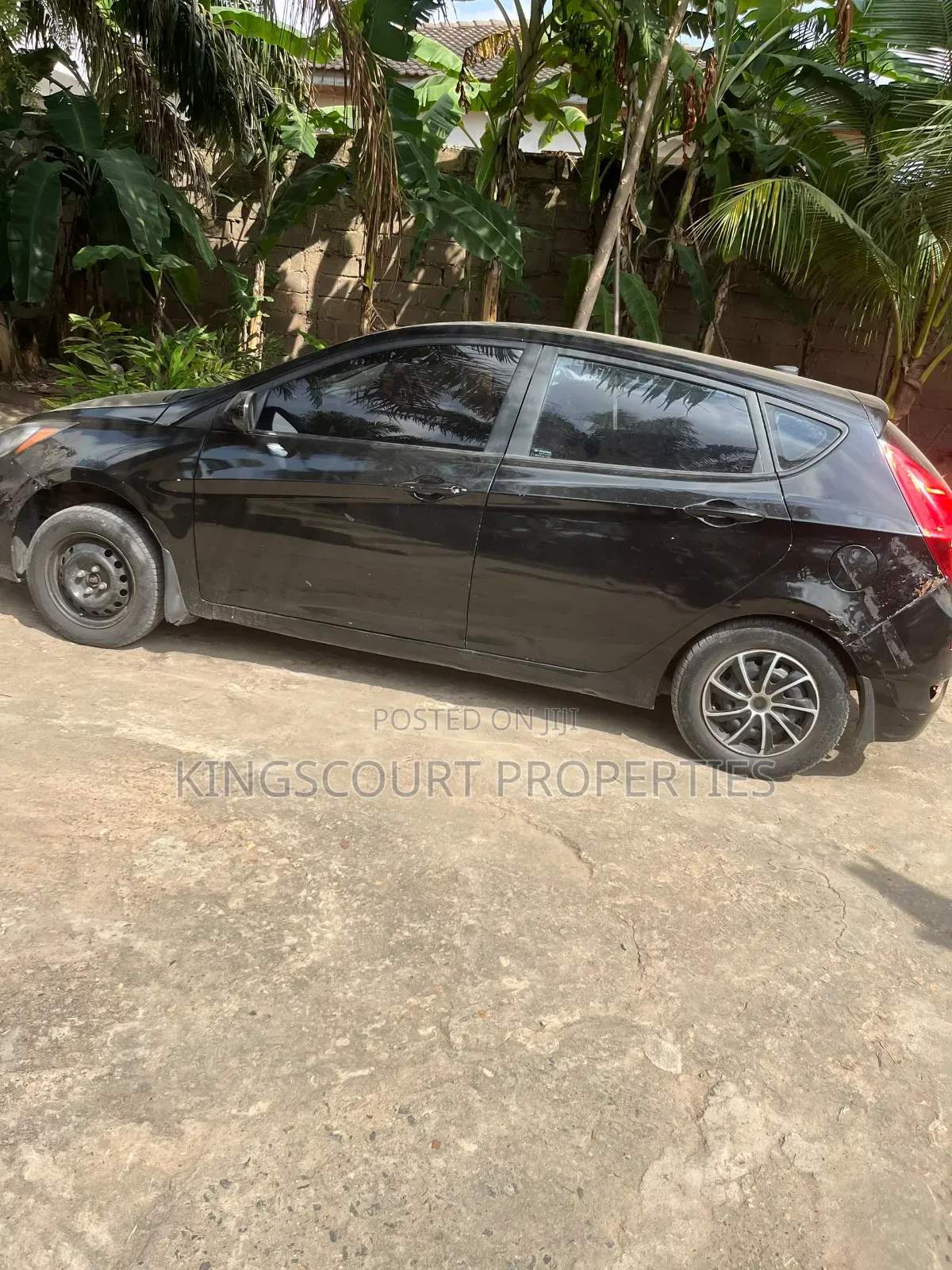 Hyundai Accent 2012 Black
