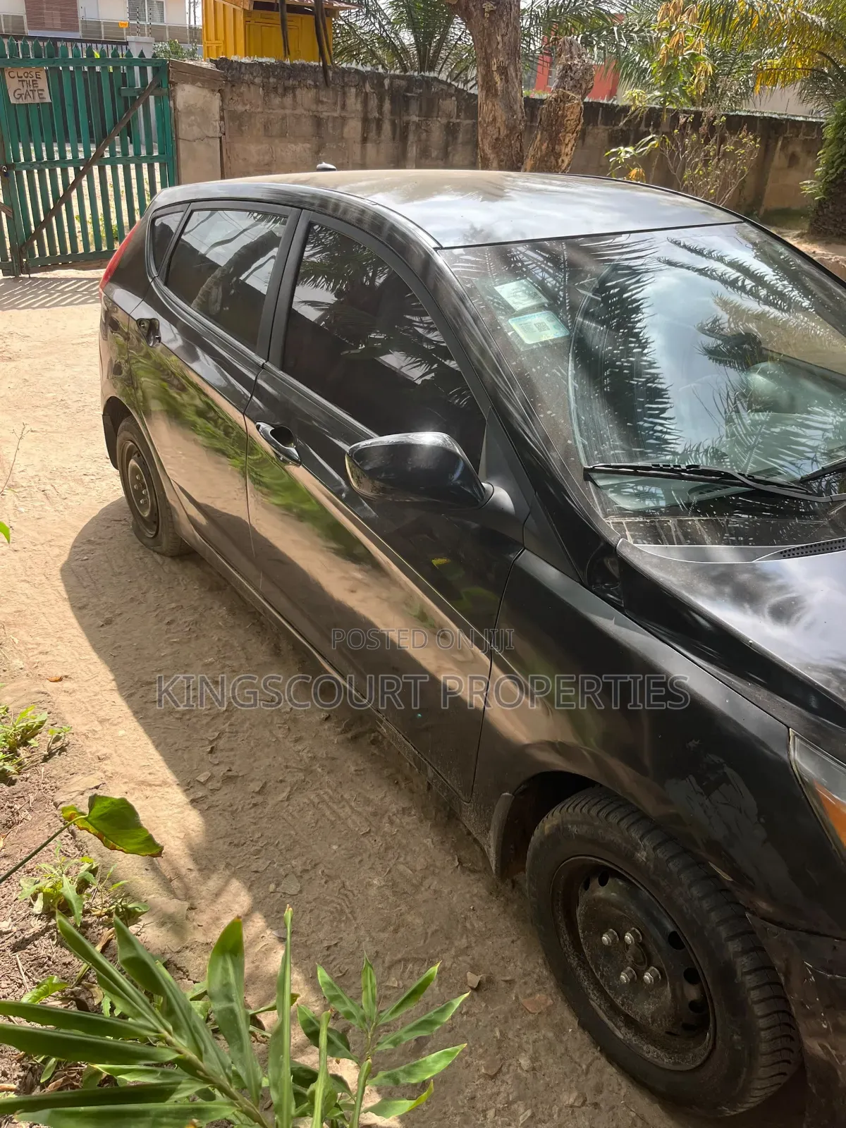 Hyundai Accent 2012 Black