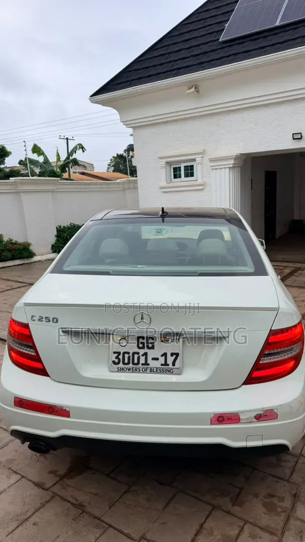 Mercedes-Benz C250 2012 White