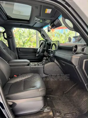 Toyota Land Cruiser Prado 2.4 Petrol 2025 Black