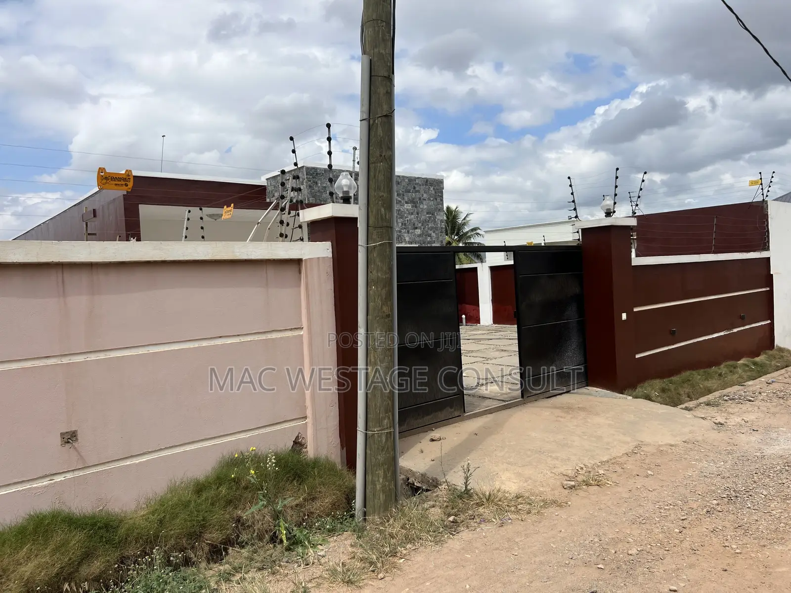 3bdrm House in Oyarifa for rent