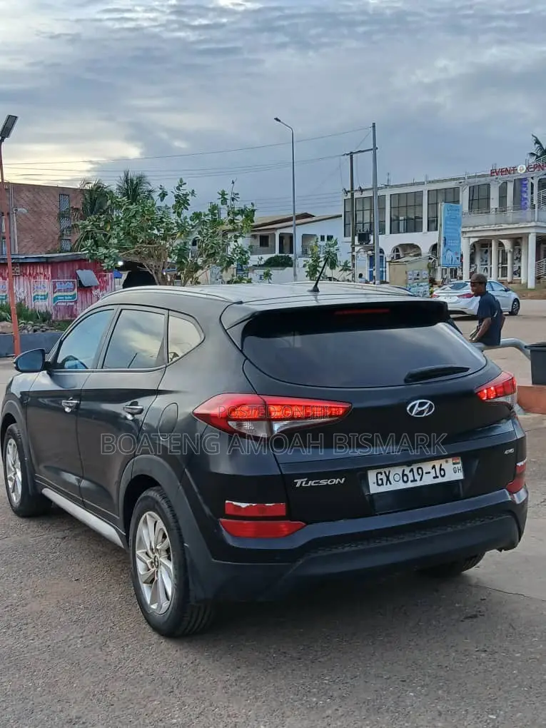 Hyundai Tucson 2016 Black