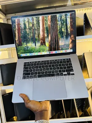 Laptop Apple MacBook Pro 2019 16GB Intel Core i7 SSD 512GB
