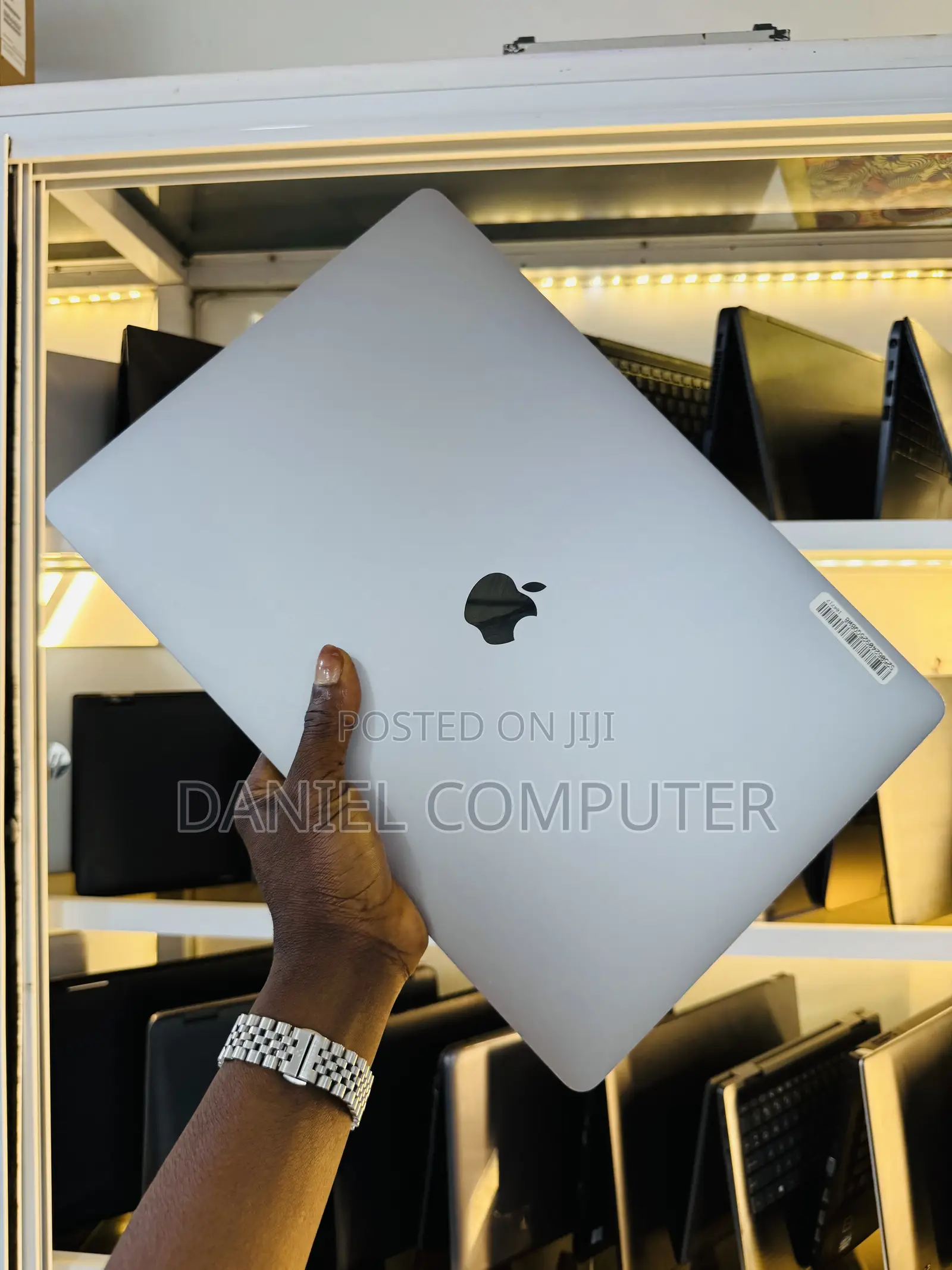 Laptop Apple MacBook Pro 2019 16GB Intel Core i7 SSD 512GB