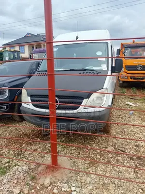 Mercedes-Benz Sprinter 2010 White