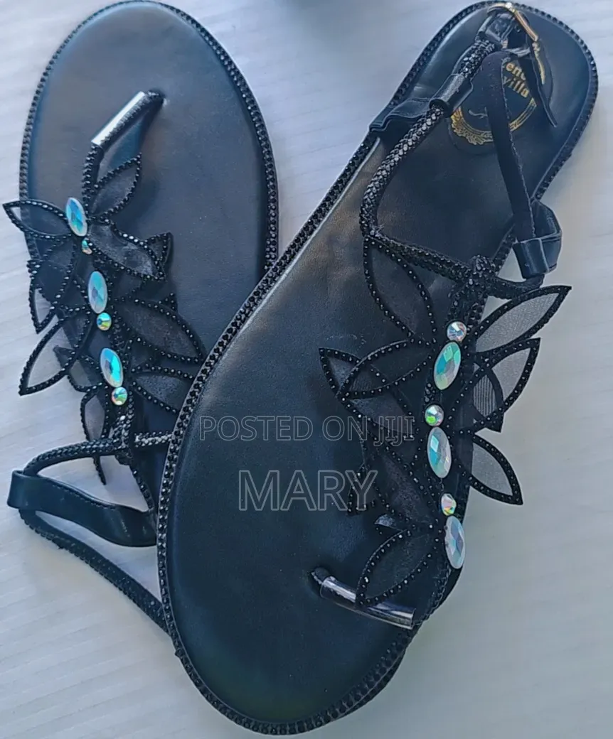 A Pair of Black Butterfly Crystal Rhinestone Flat Thong Sandals