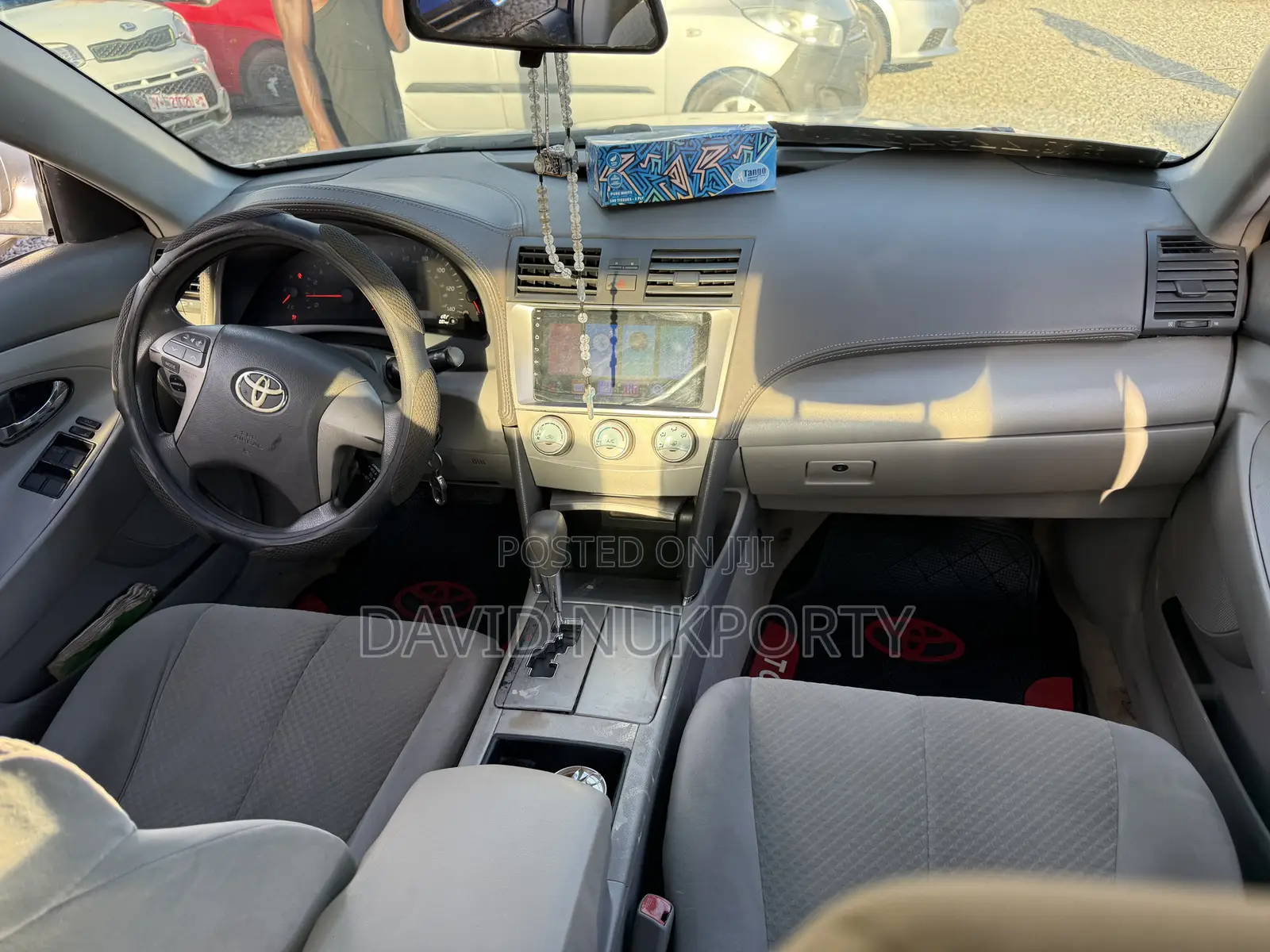 Toyota Camry 2010 Silver