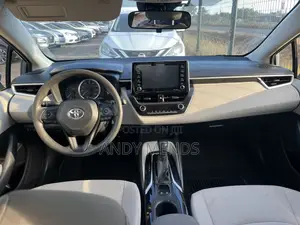 Toyota Corolla LE 2021 Gray