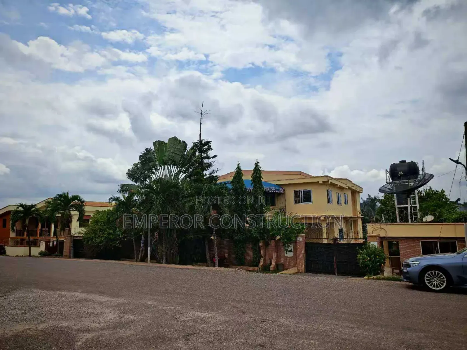 Whole 3-Storey Building for Rent, Near Great Wall Hospital, Kumasi