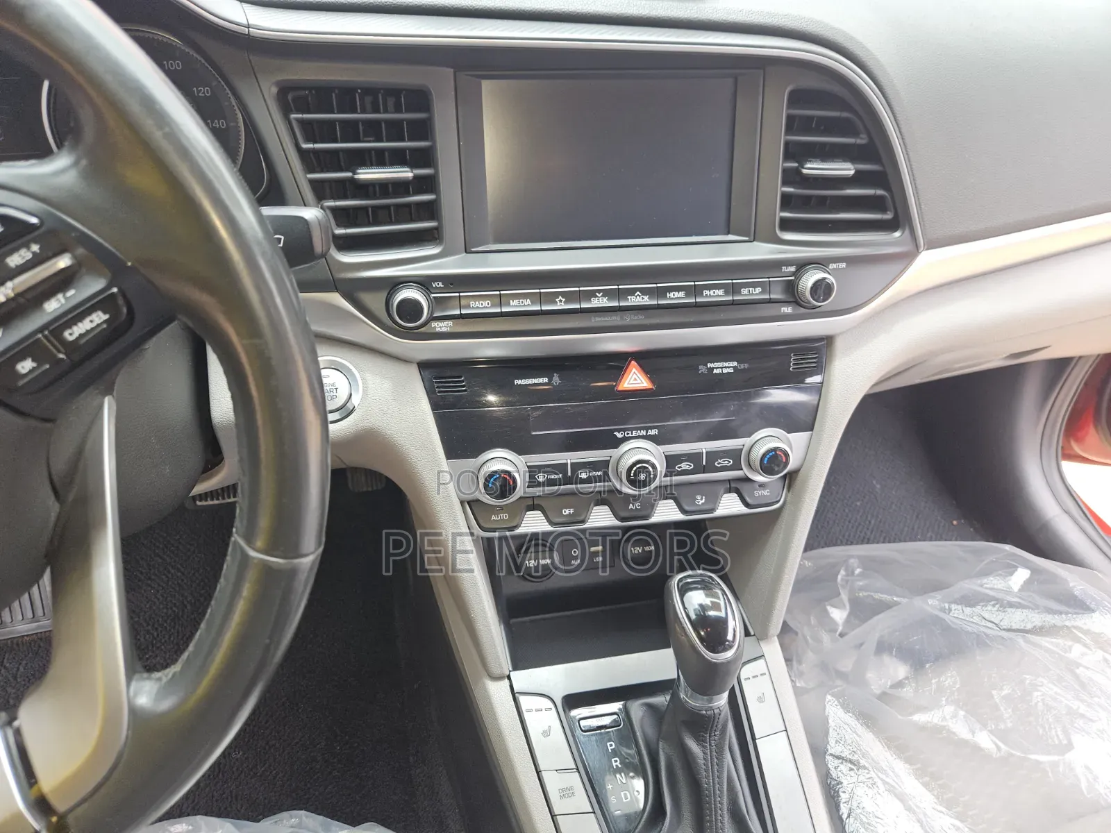 Hyundai Elantra ECO 2020 Red