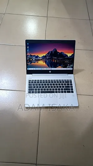 Laptop HP ProBook 445 G7 8GB AMD Ryzen 5 SSD 256GB