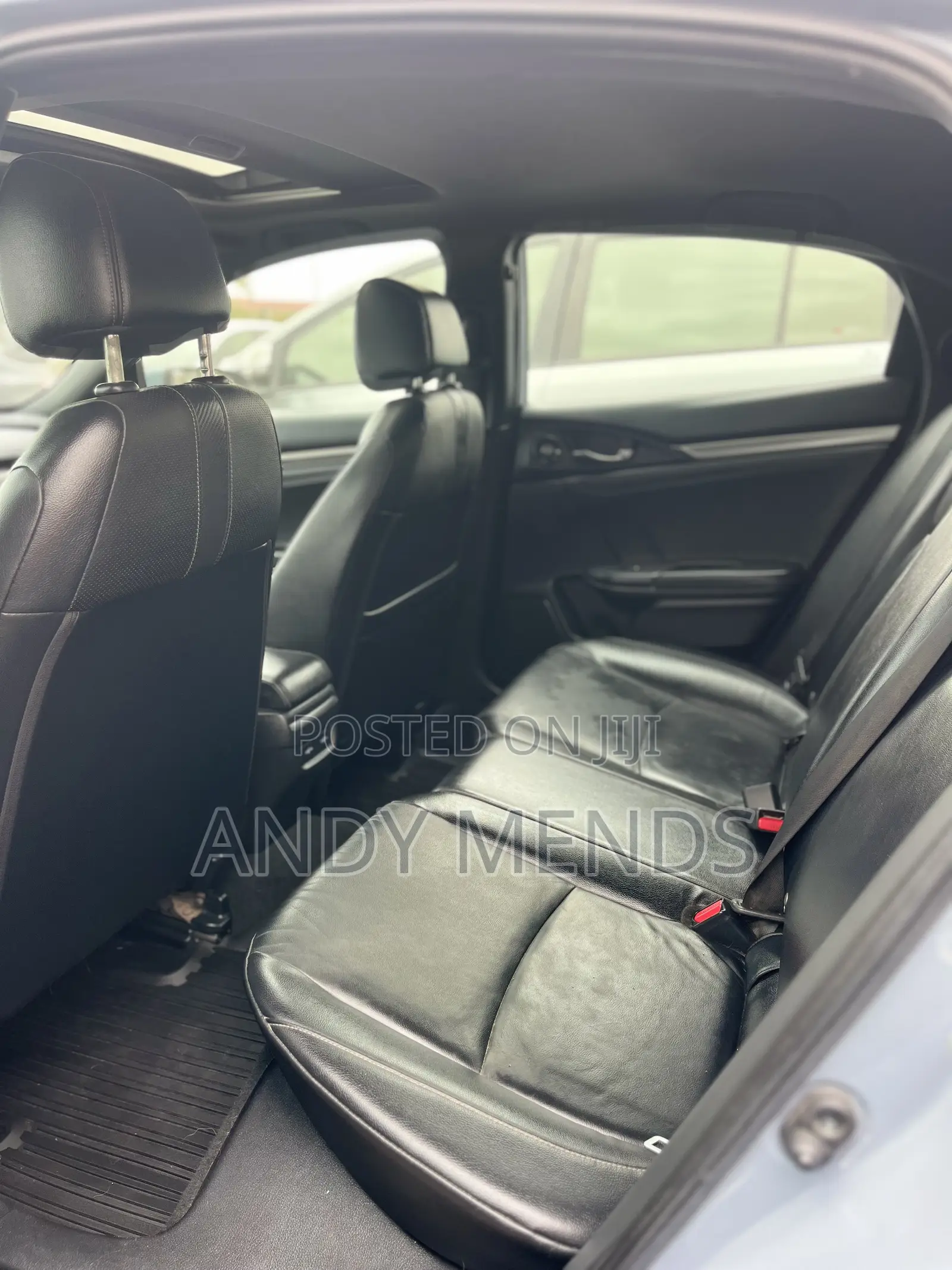 Honda Civic Sport Touring 4dr Hatchback (1.5L 4cyl) 2017 Gray