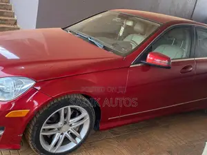 Mercedes-Benz C300 Luxury 4Matic Sedan AWD (3.5L 6cyl 7A) 2014 Red