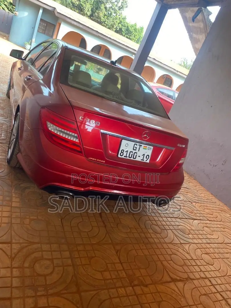 Mercedes-Benz C300 Luxury 4Matic Sedan AWD (3.5L 6cyl 7A) 2014 Red