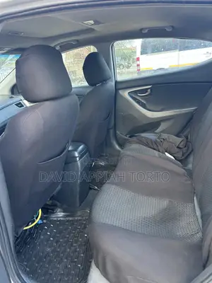 Hyundai Elantra Limited Sedan FWD (1.8L 4cyl 6A) 2013 Silver