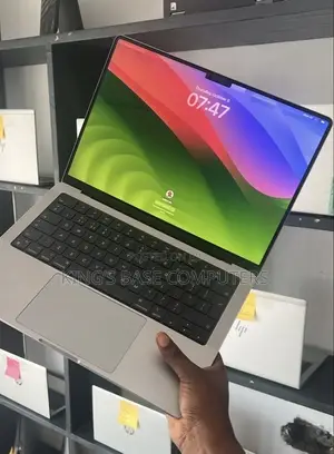 Laptop Apple MacBook Pro 2021 M1 16GB Apple M1 Pro SSD 1T