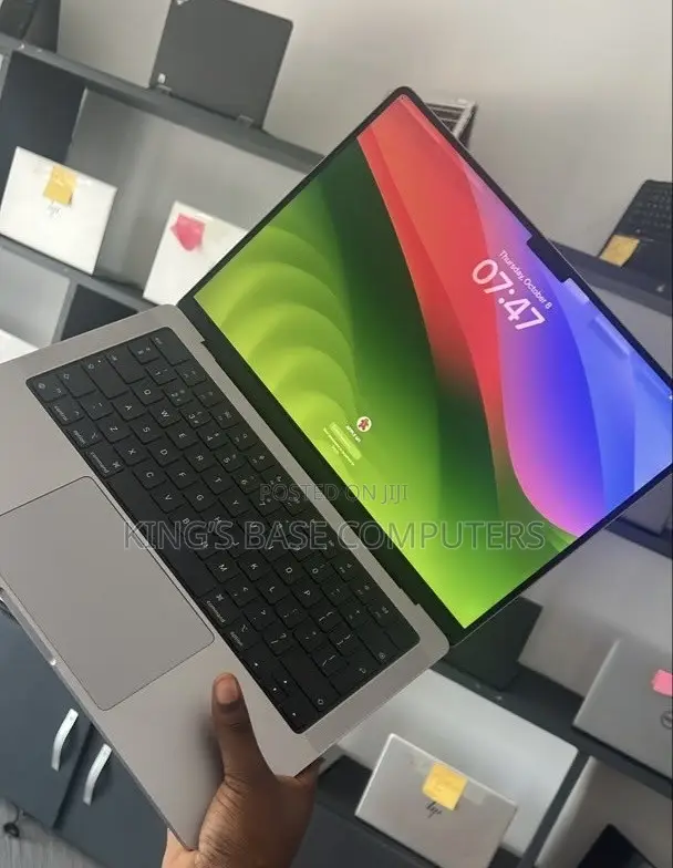 Laptop Apple MacBook Pro 2021 M1 16GB Apple M1 Pro SSD 1T