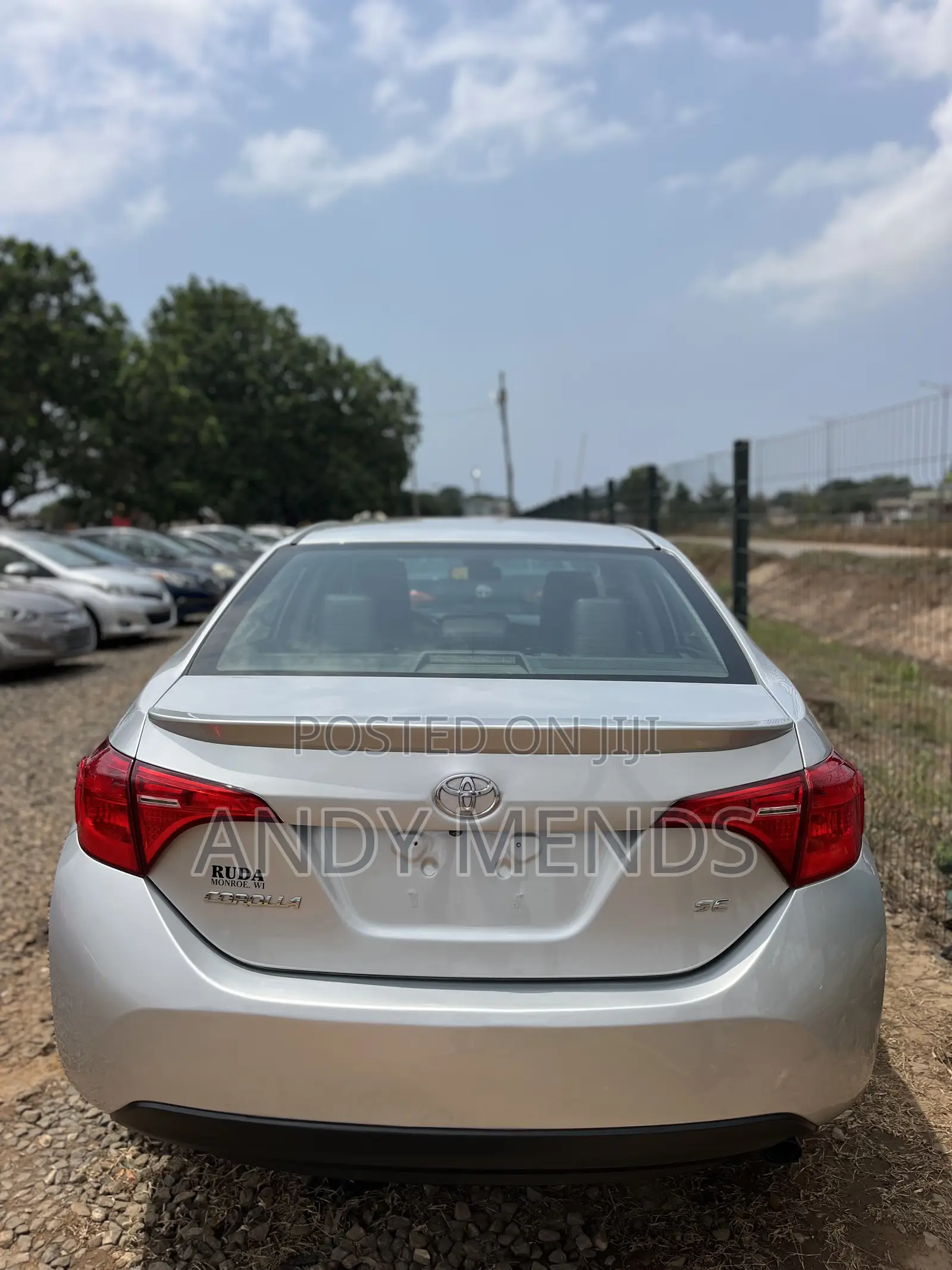 Toyota Corolla 2017 Silver