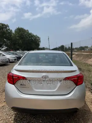 Toyota Corolla 2017 Silver