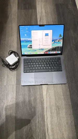 Laptop Apple MacBook Pro 2024 M4 Pro 24GB Apple M4 Pro SSD 512GB