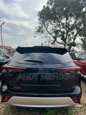 Toyota Highlander XLE AWD 2024 Black
