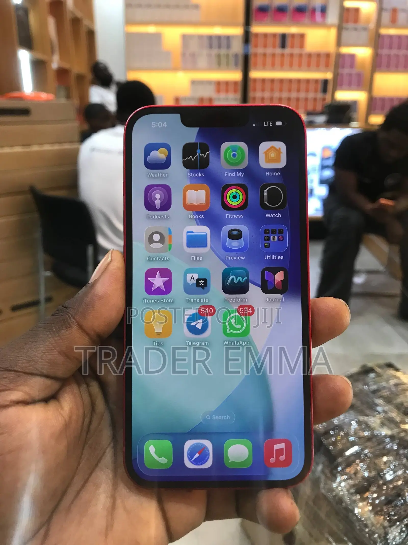 Apple iPhone 13 128 GB Red