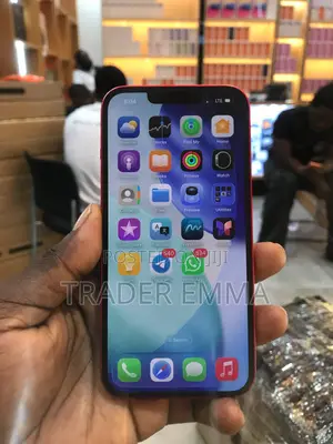 Apple iPhone 13 128 GB Red