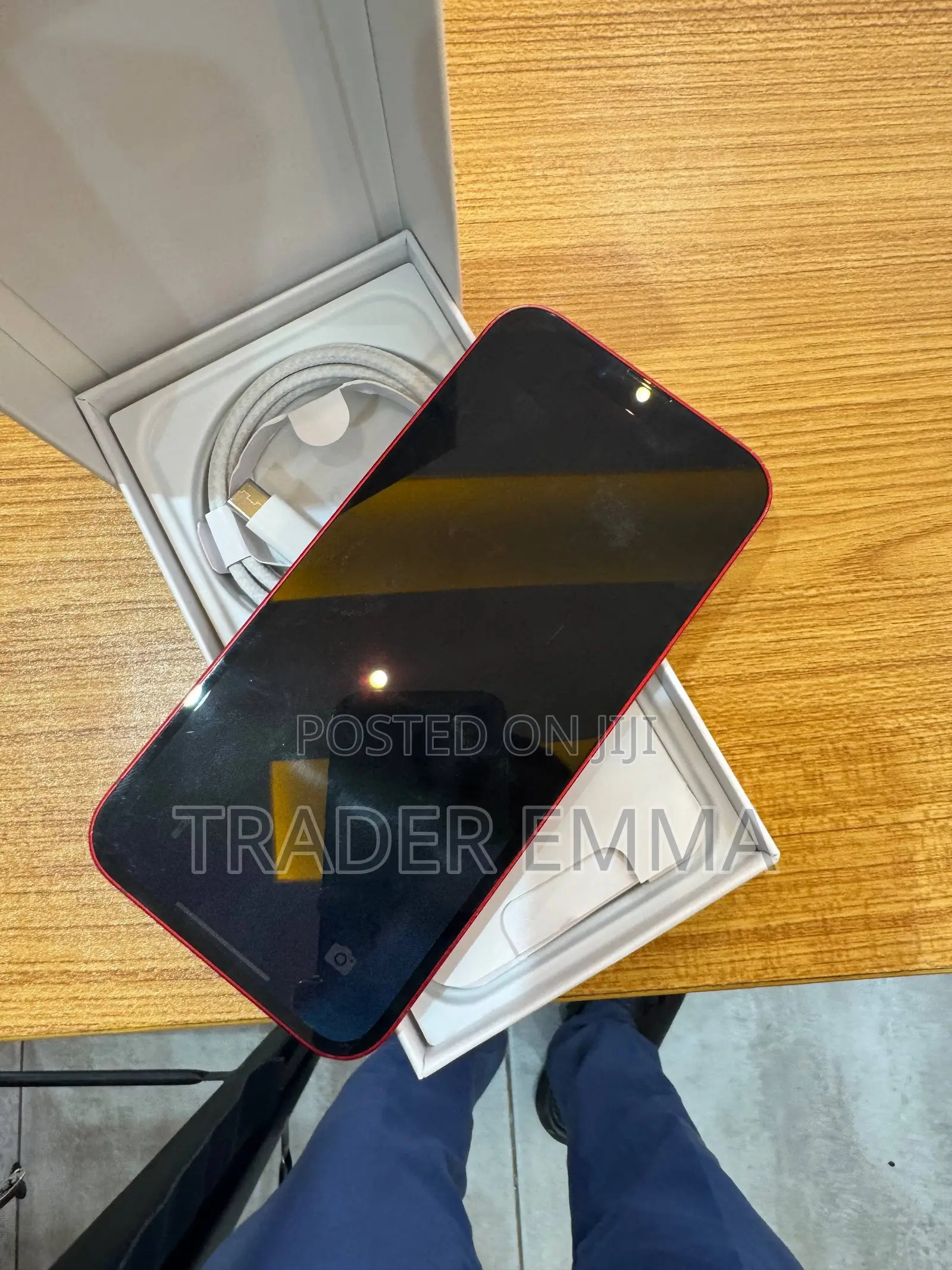 Apple iPhone 13 128 GB Red