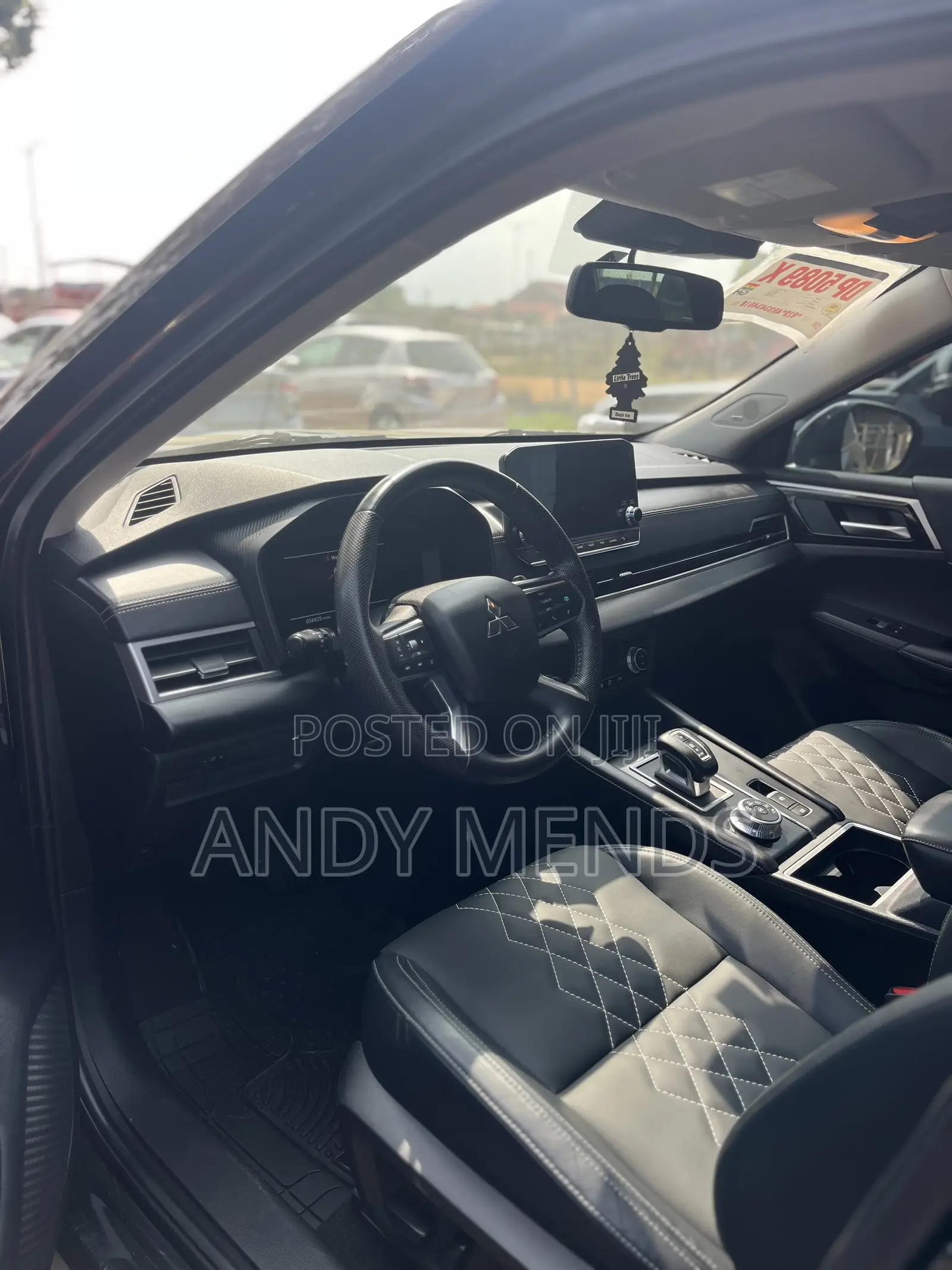 Mitsubishi Outlander SE Special Edition 2023 Black