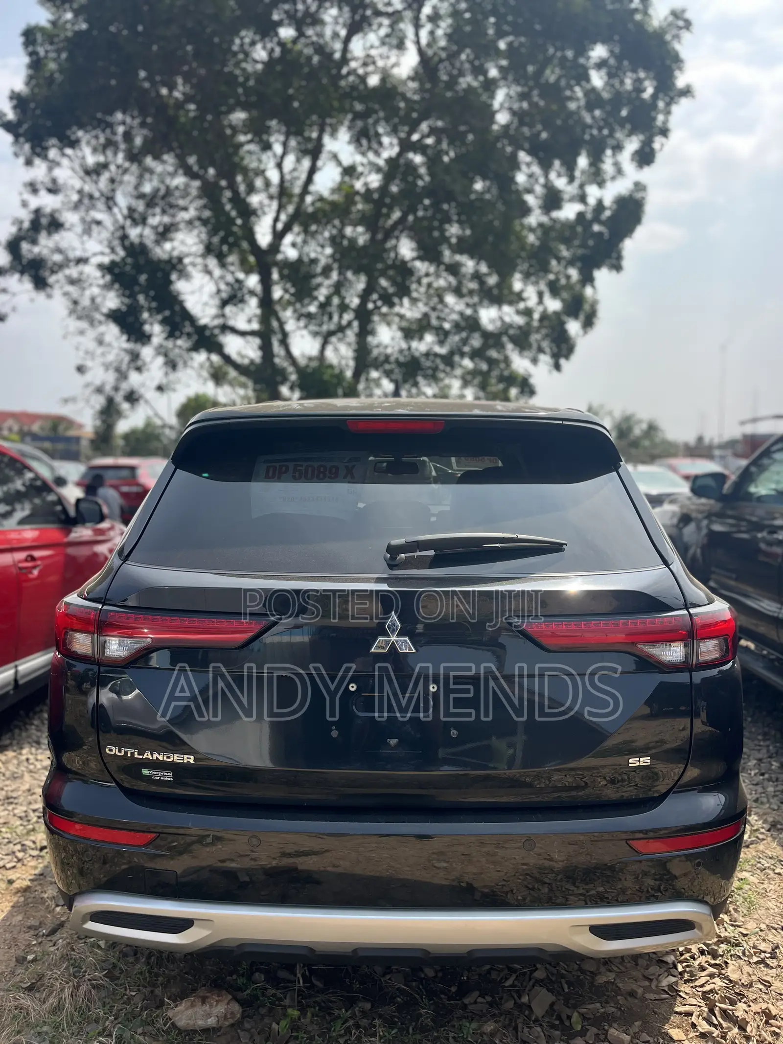 Mitsubishi Outlander SE Special Edition 2023 Black