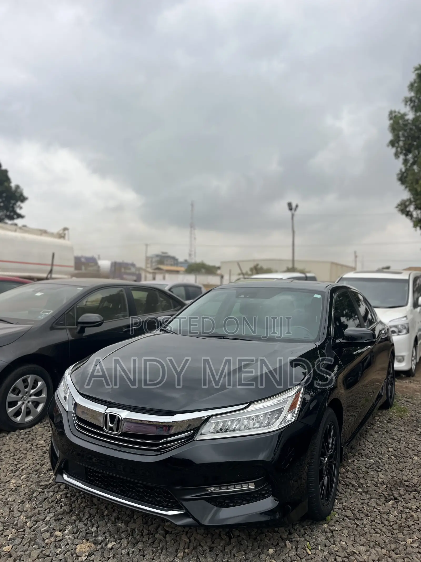 Honda Accord Touring 4dr Sedan FWD (3.5L 6cyl 6A) 2016 Black